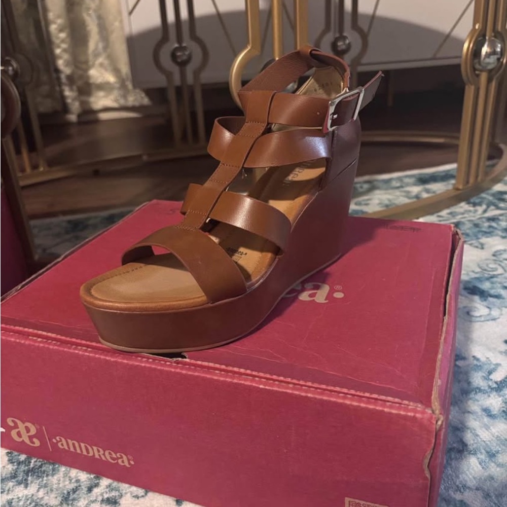ANDREA Tan Strappy Leather Wedge Sandals